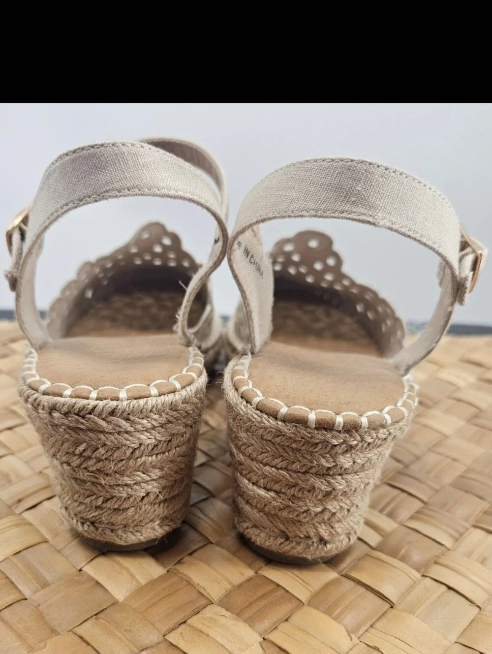 Western Eyelet Espadrille Cream Sandal Size 10